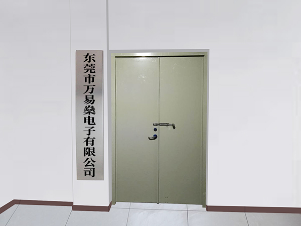 厂牌